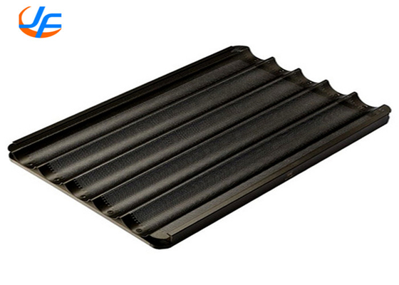 RK Bakeware China Foodservice 5 gniazdek Perforated Aluminium Baguette Baking Tray / French Bread Pan