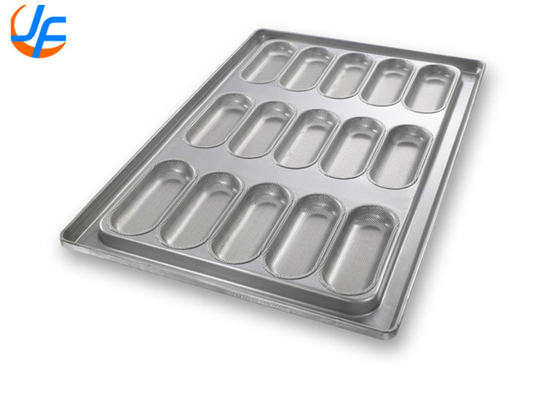 RK Bakeware China Foodservice 49015 Chicago Metallic Glazed Aluminized Steel Full Size Sub Sandwich Bun Baking Pan