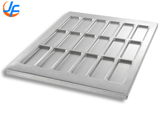 RK Bakeware China Foodservice 49015 Chicago Metallic Glazed Aluminized Steel Full Size Sub Sandwich Bun Baking Pan