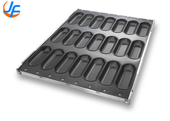 RK Bakeware China Foodservice 49015 Chicago Metallic Glazed Aluminized Steel Full Size Sub Sandwich Bun Baking Pan