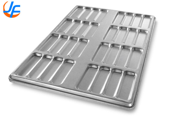 RK Bakeware China-52435 Szklany Nonstick 18 Mold Aluminized Steel Hot Dog Bun Pan Tray