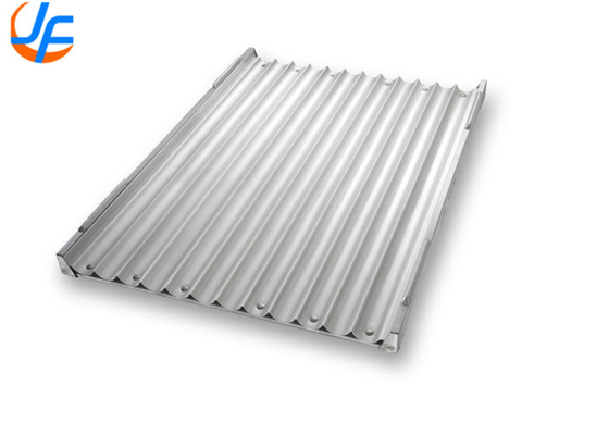 RK Bakeware China Foodservice 42465 Commercial 32 Mold Glazed Aluminized Steel Clustered Hot Dog Bun Pan