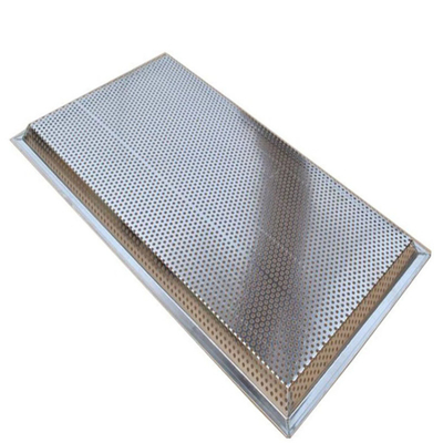 RK Bakeware China Foodservice NSF Niestandardowa 4-stronnie perforowana sucha taca ze stali nierdzewnej 304