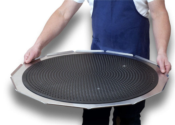 RK Bakeware China-Pizza Hut Ciężko anodowany Perforated Aluminium Pizza Disk Pan