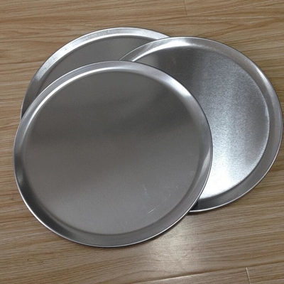 RK Bakeware China Foodservice NSF 16-calowy aluminiowy ekran do pizzy i aluminiowy patelnik do pizzy
