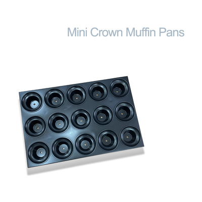 RK Bakeware China Foodservice NSF Niestandardowa komercyjna glazura z powłoką nieprzywierającą Mini Crown Taca na muffiny